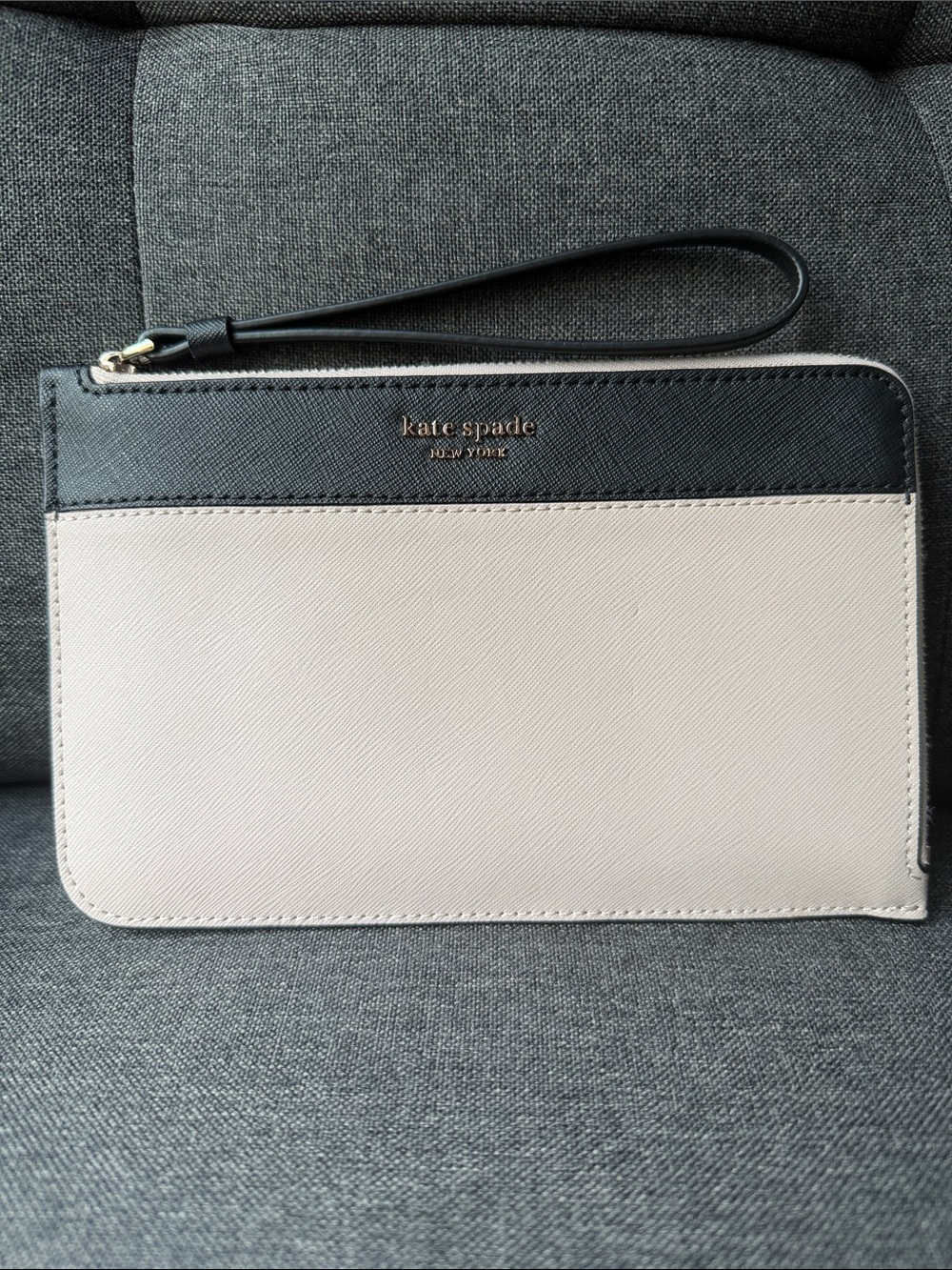 Kate Spade New York Black & Cream Colorblock Saffiano Leather Wristlet Pouch